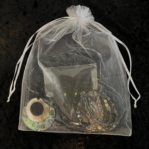 Curated Jewelry Set #26 - Necklace, Bracelet, Earrings *abalone shell/multicolor - Picture 7 of 7